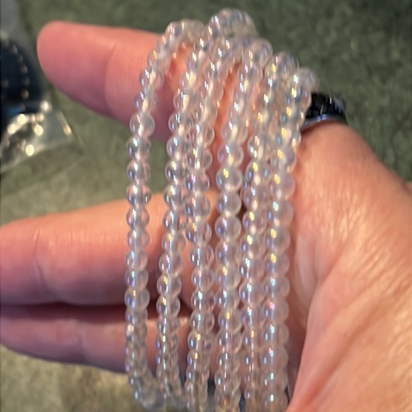 Angel aura quartz ( one) 4mm - Picture 3 of 3